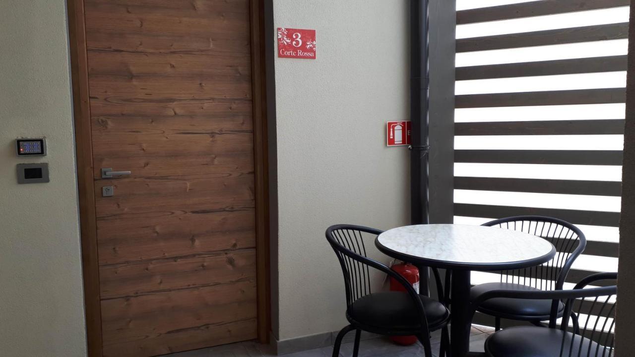 Hotel Bed & Rooms , Corte Rossa -1 Min Walk To Bernina Express Tirano Luaran gambar