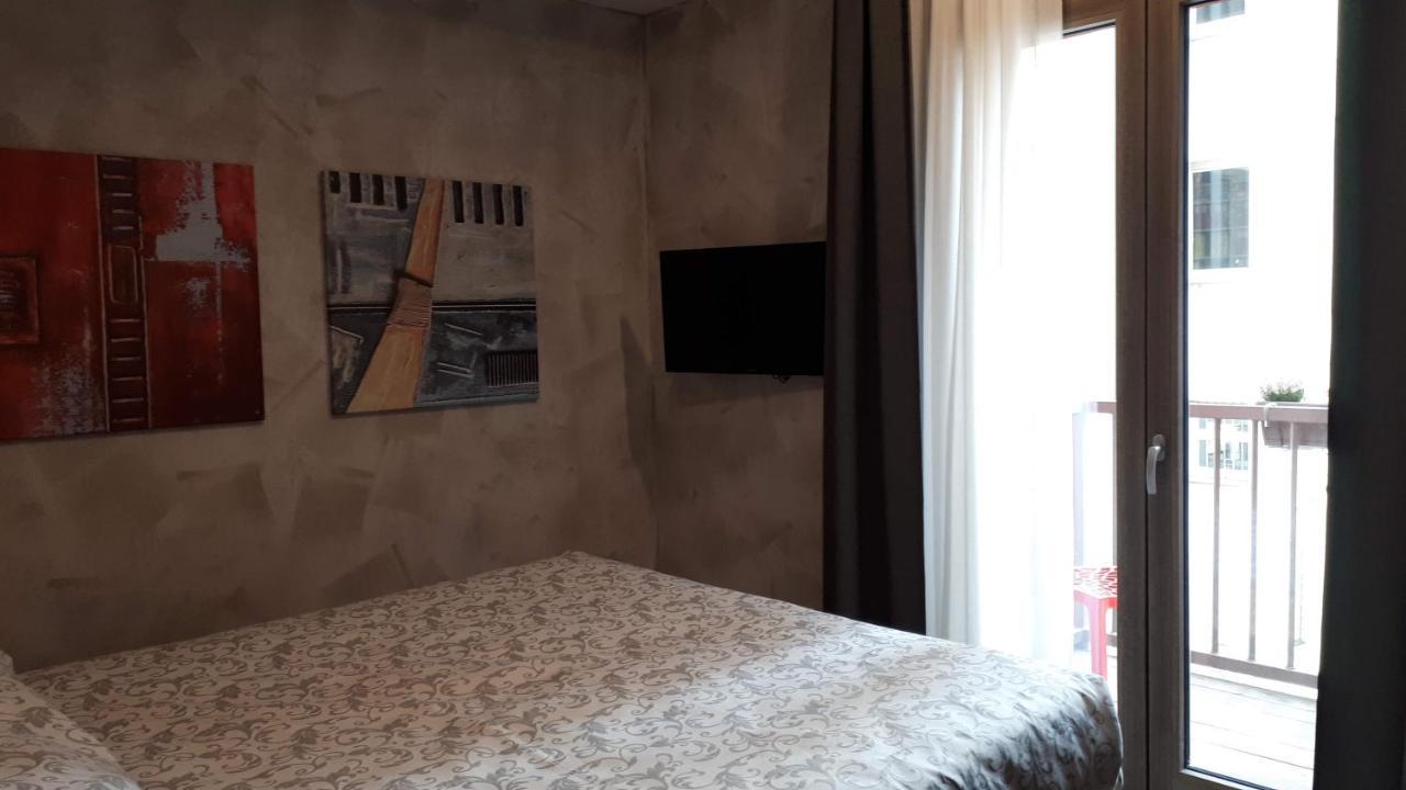 Hotel Bed & Rooms , Corte Rossa -1 Min Walk To Bernina Express Tirano Luaran gambar
