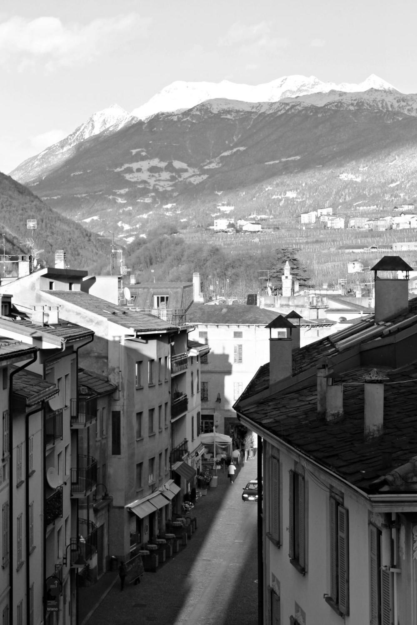 Hotel Bed & Rooms , Corte Rossa -1 Min Walk To Bernina Express Tirano Luaran gambar