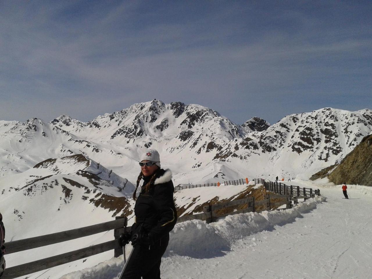Hotel Bed & Rooms , Corte Rossa -1 Min Walk To Bernina Express Tirano Luaran gambar