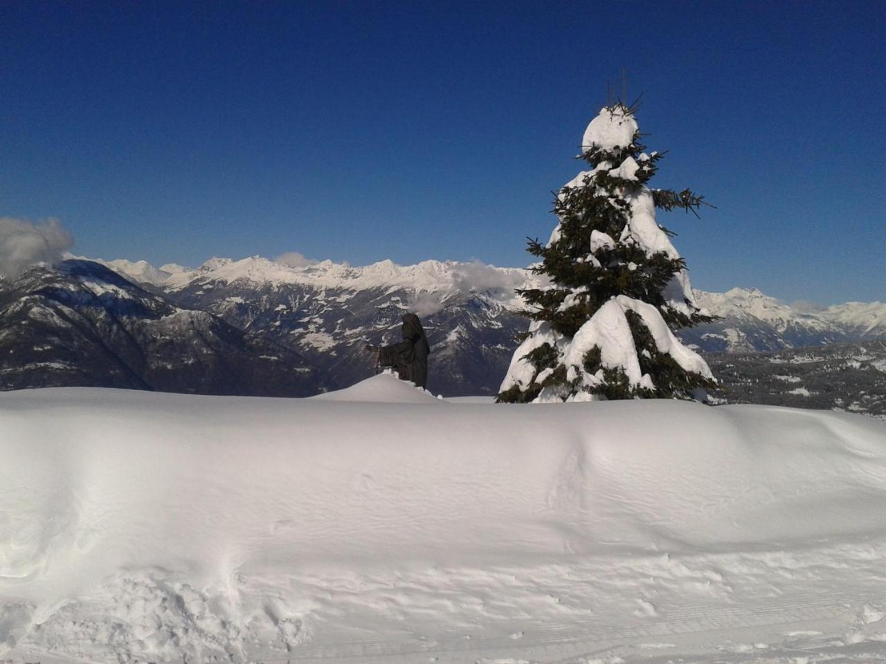 Hotel Bed & Rooms , Corte Rossa -1 Min Walk To Bernina Express Tirano Luaran gambar